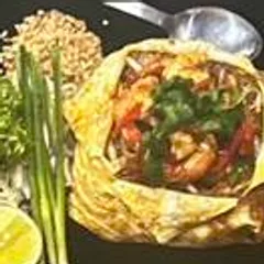 Pad Thai wrapped in omelette